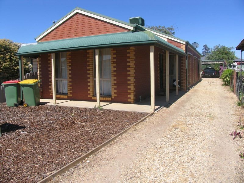 33 Walker Street, Corowa NSW 2646