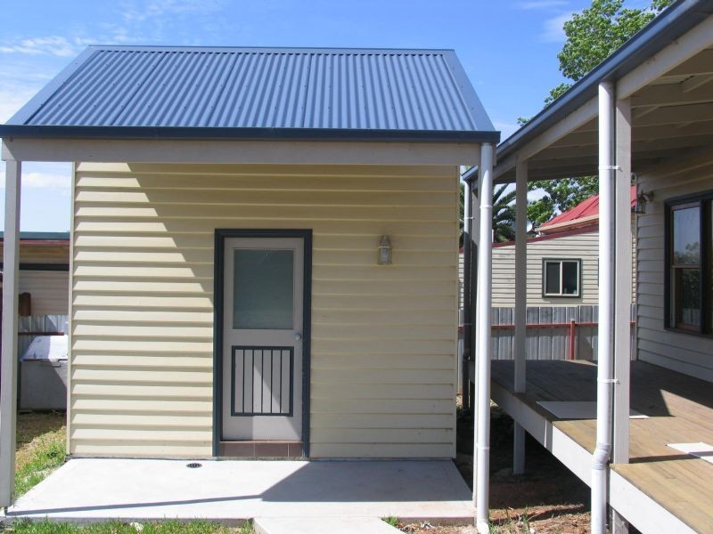 6 Lindsay Street, Corowa NSW 2646