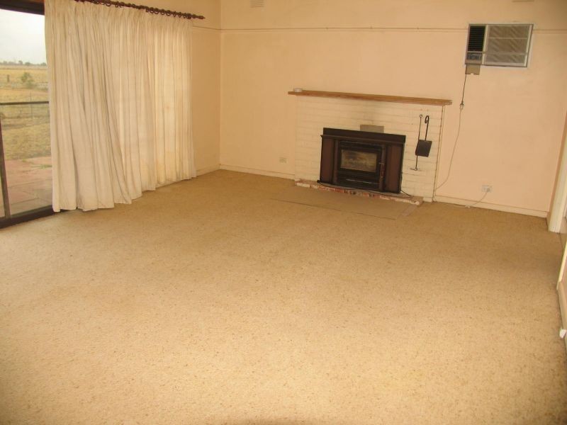 “KIRRAWEENA” SETTLERS ROAD, Corowa NSW 2646