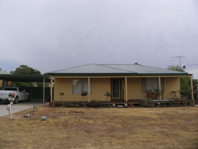 13 Elizabeth Street, Wahgunyah VIC 3687