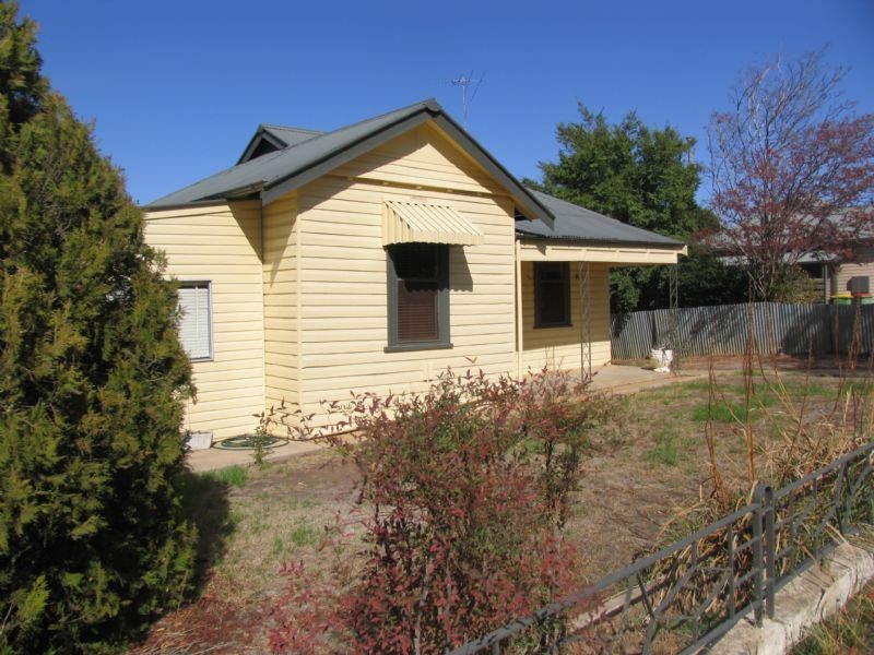 20 Isobel Street, Corowa NSW 2646