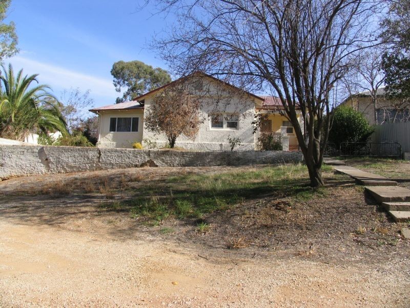 17 Victoria Street, Corowa NSW 2646