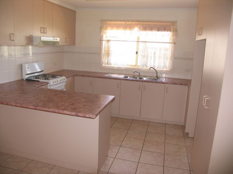 12 Matthew Court, Corowa NSW 2646