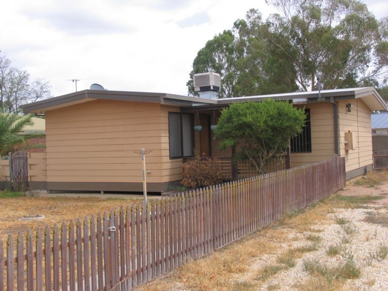 243 Church Street, South, Corowa NSW 2646