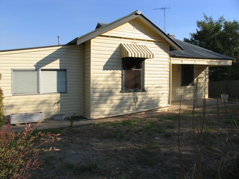 20 Isobel Street, Corowa NSW 2646