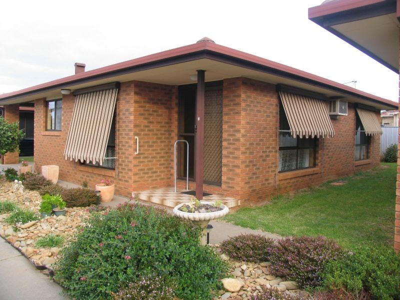 2/8 Vera Street, Corowa NSW 2646