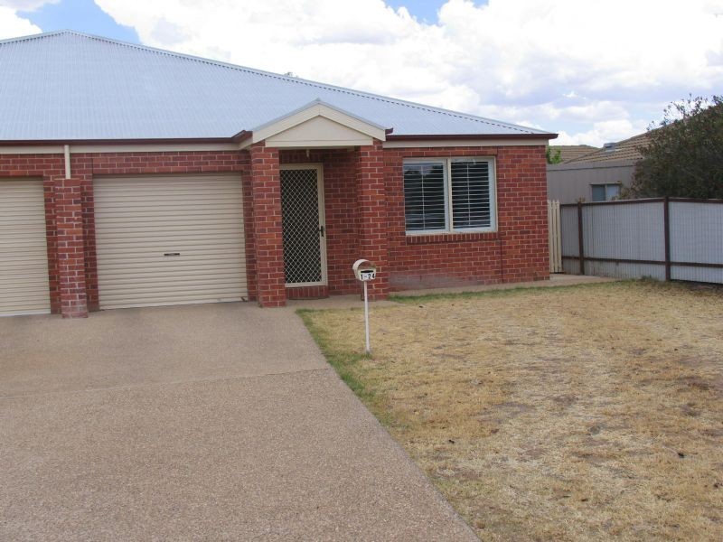 1/24 Edward Street, Corowa NSW 2646
