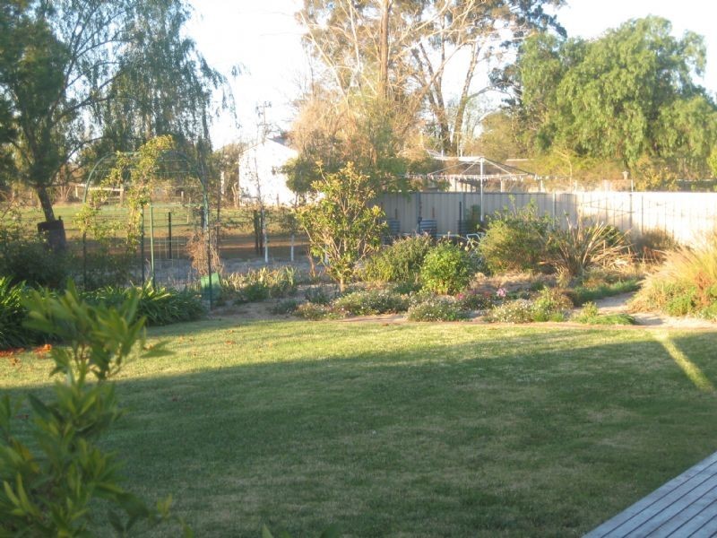 7 Keena Court, Corowa NSW 2646