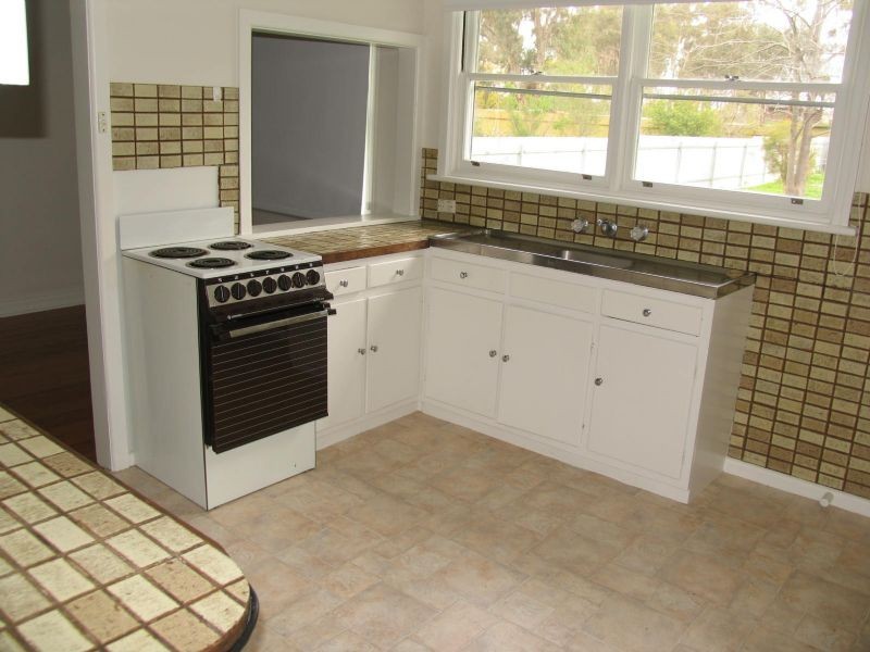 9 Martin Street, Corowa NSW 2646