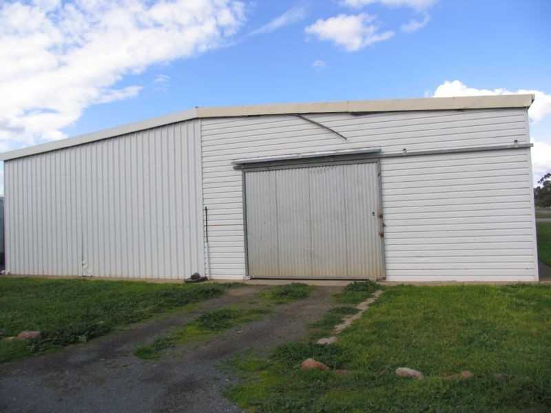 1 Redlands Road, Corowa NSW 2646