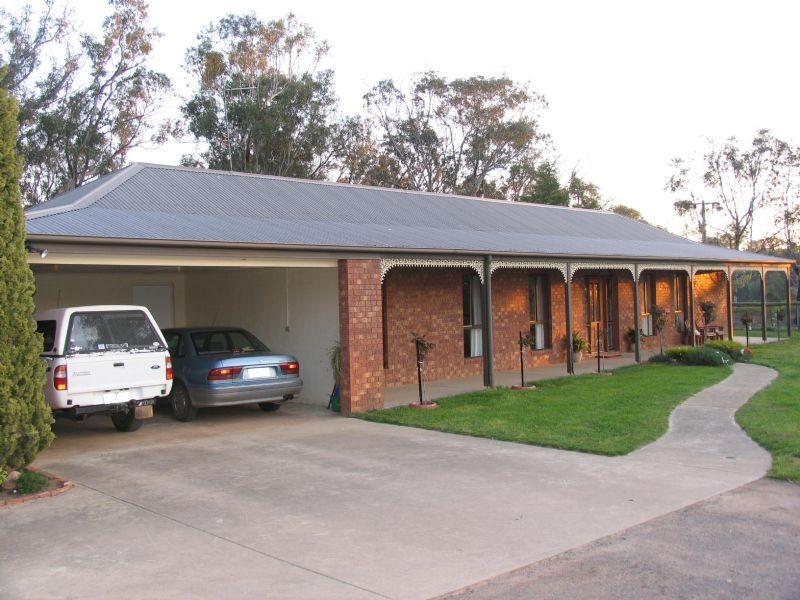 44 Cemetery Road, Chiltern VIC 3683