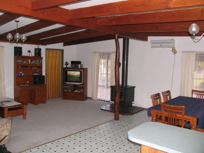 240 Church Street, Corowa NSW 2646