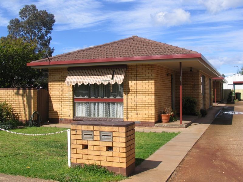 1 & 2/68 Guy Street, Corowa NSW 2646