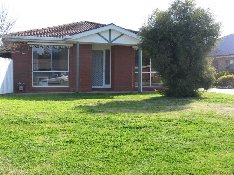 1/261 Hume Street, Corowa NSW 2646