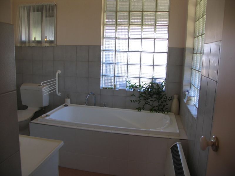 235 Church Street South, Corowa NSW 2646