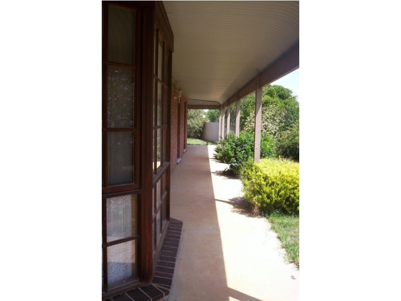 235 Church Street South, Corowa NSW 2646