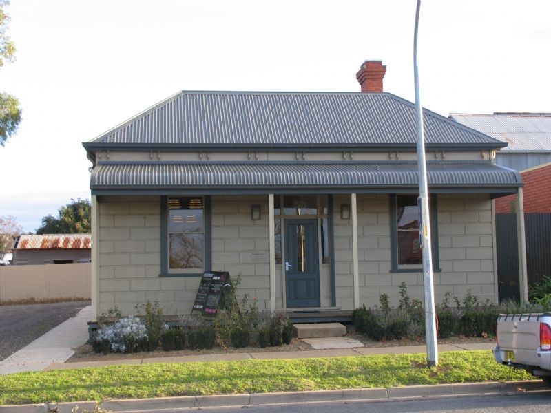 5b Bow Street, Corowa NSW 2646