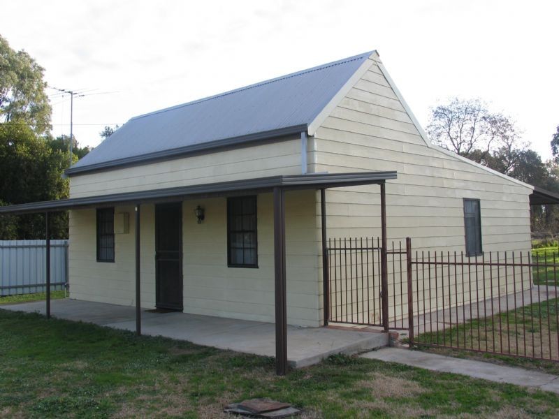 7 Epsom Road, Chiltern VIC 3683