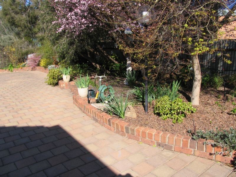 18 Talbot Crescent, Corowa NSW 2646