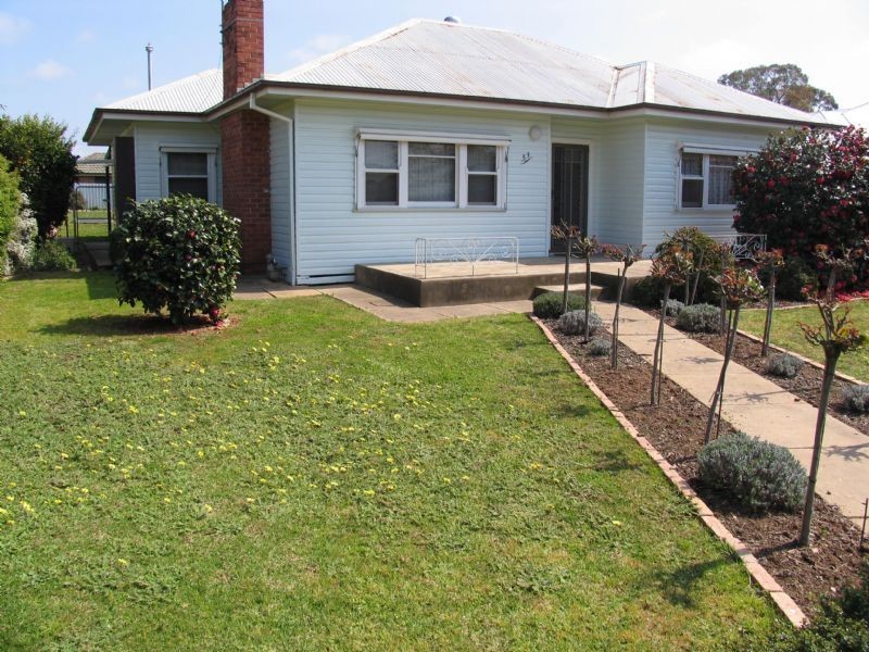 33  Whitehead Street, Corowa NSW 2646