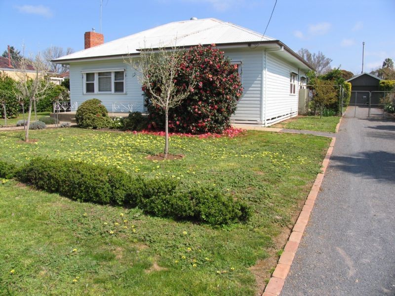 33  Whitehead Street, Corowa NSW 2646