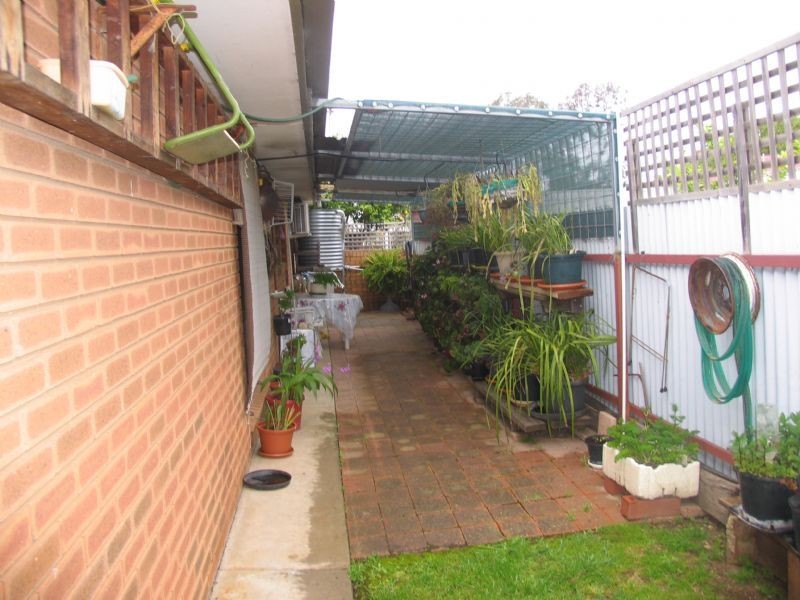 2/5 Henry Street, Corowa NSW 2646