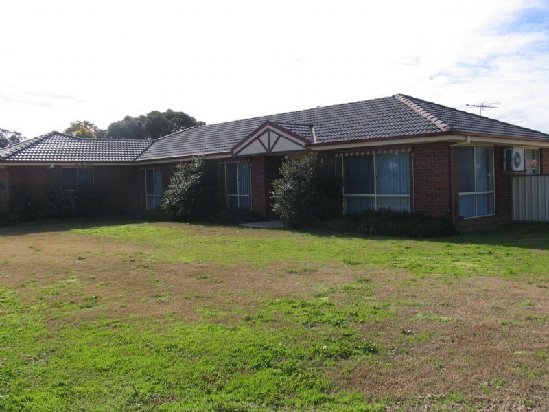 92 Church Street, Corowa NSW 2646