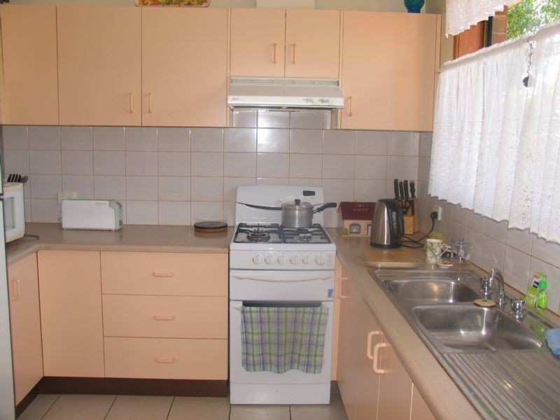 61 Thomas Avenue, Corowa NSW 2646