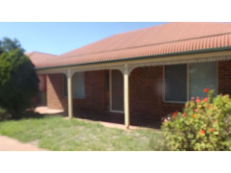 2/126 Hume, Corowa NSW 2646