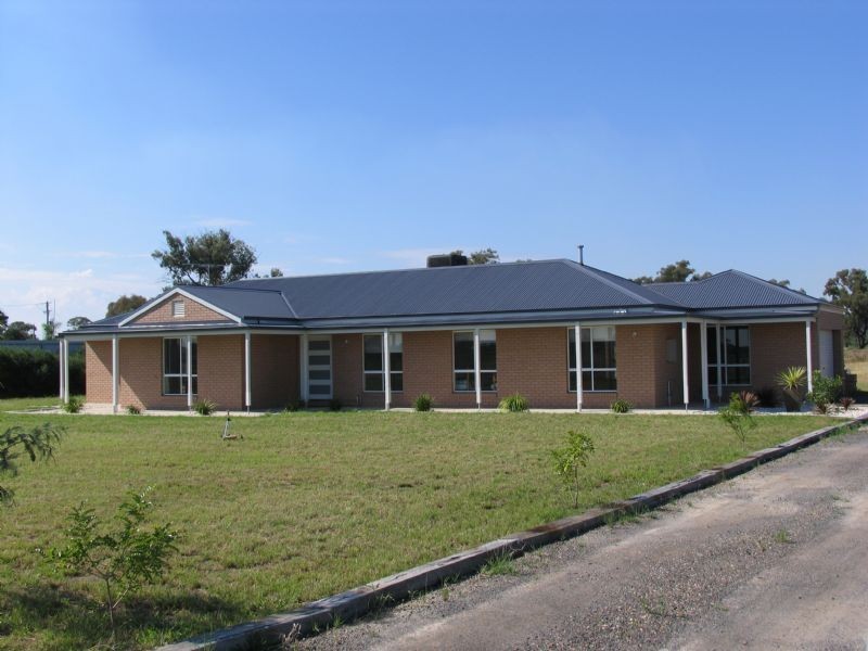 317 Spring Drive, Corowa NSW 2646
