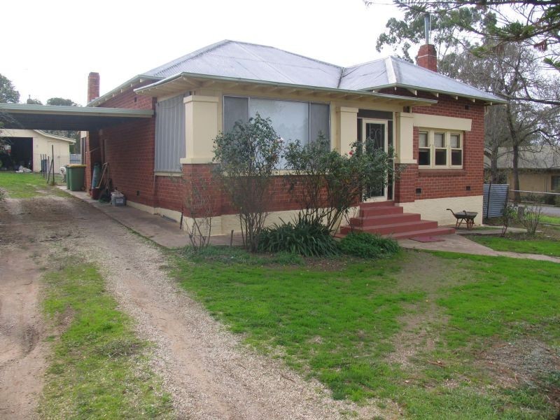 27 Isabel Street, Corowa NSW 2646