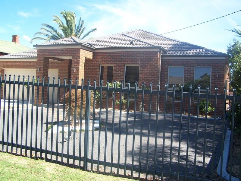 13 Victoria Street, Wahgunyah VIC 3687