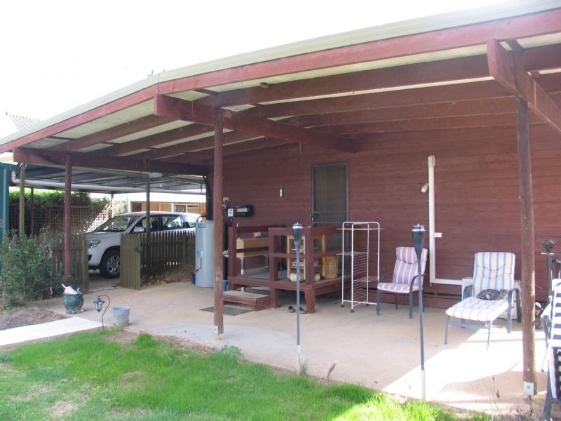 240 Adam Street, Corowa NSW 2646