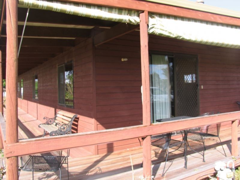 240 Adam Street, Corowa NSW 2646