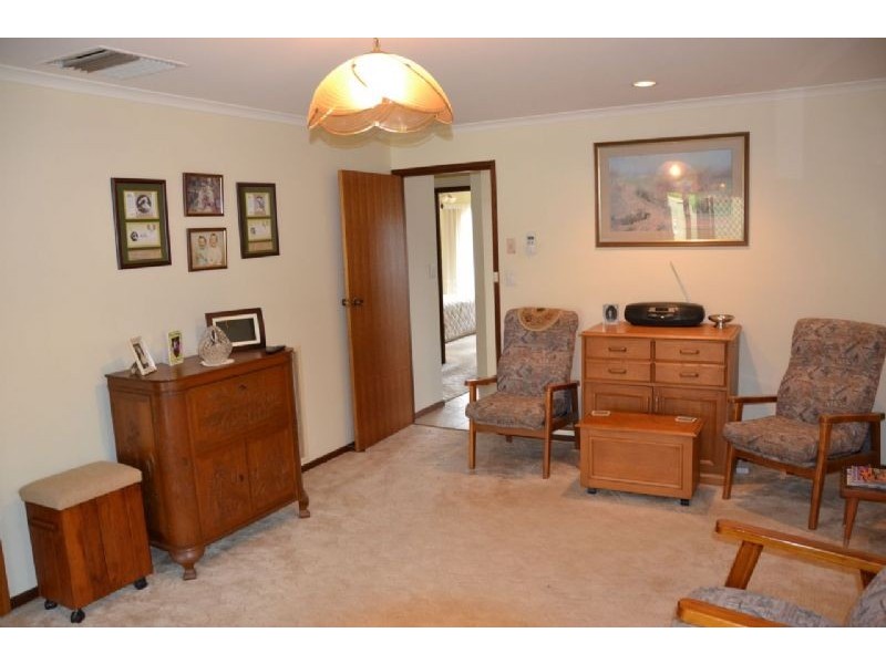 5 Beryl Drive, Corowa NSW 2646