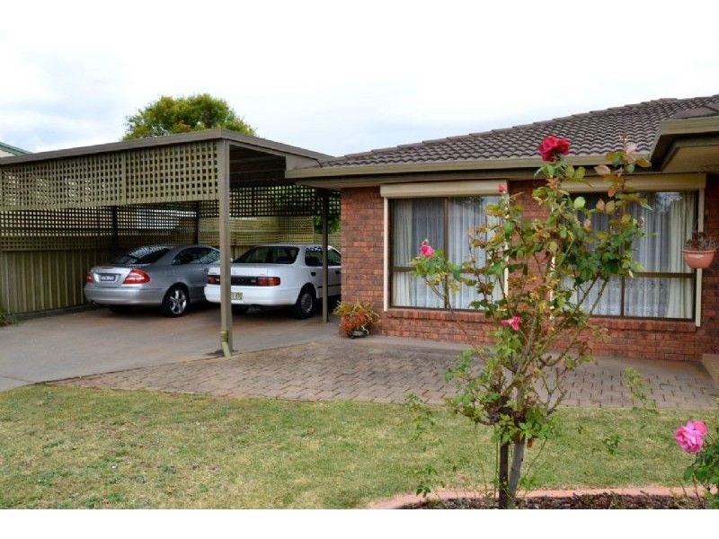 5 Beryl Drive, Corowa NSW 2646