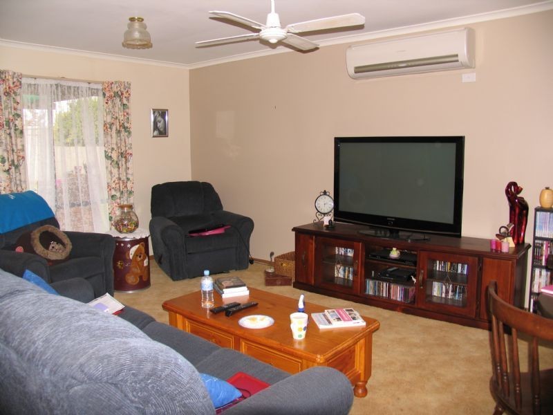 47 Federation Ave, Corowa NSW 2646