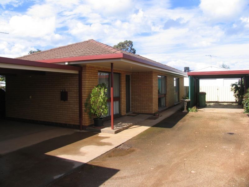 2/68 Guy Street, Corowa NSW 2646