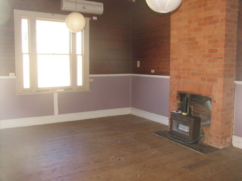 17 Whitehead Street, Corowa NSW 2646