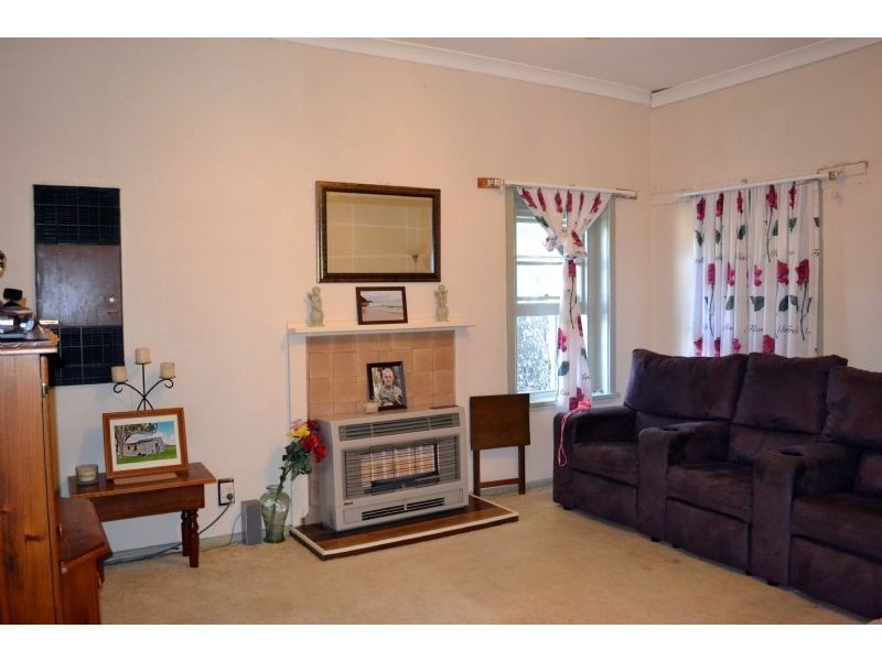 122 John Street, Corowa NSW 2646