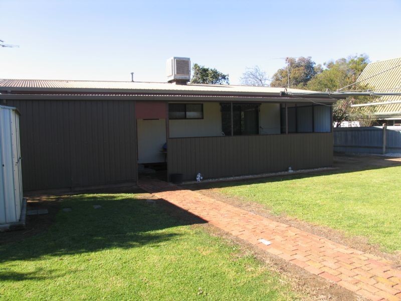 255 Church Street, Corowa NSW 2646
