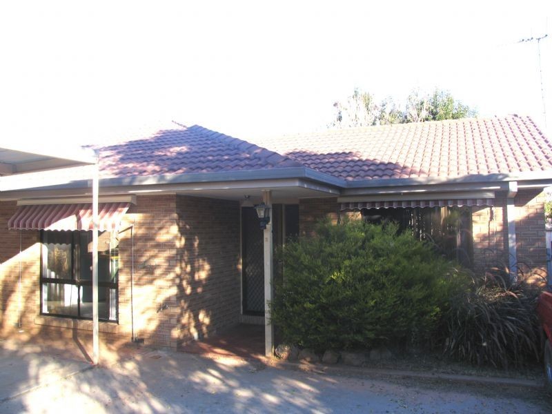 2/29 Gallipoli Street, Corowa NSW 2646