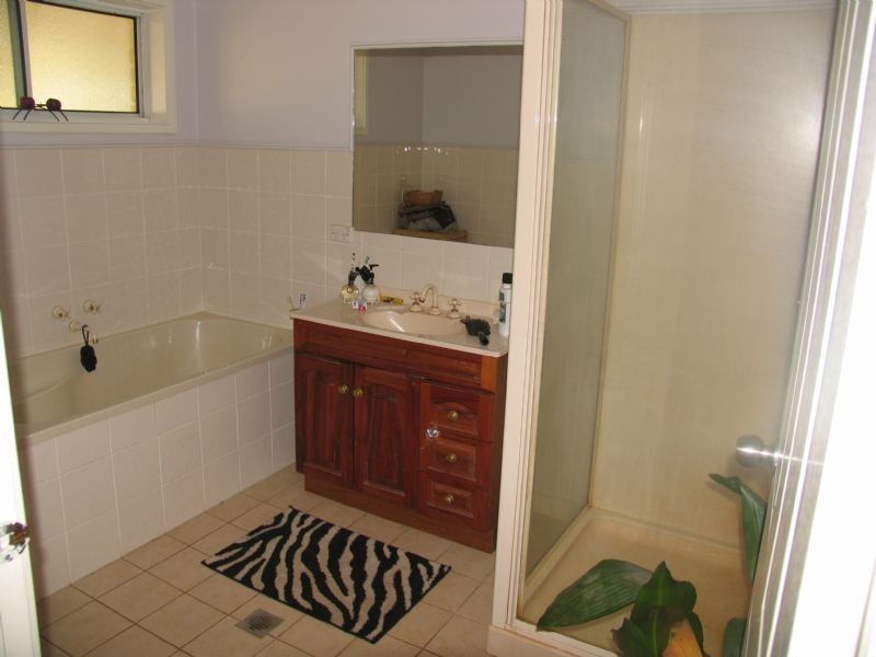 Caernarvon Lavis Road, Corowa NSW 2646