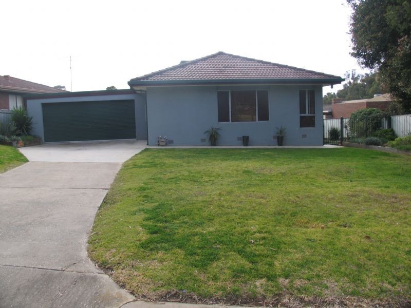 10 Fleming Drive, Corowa NSW 2646