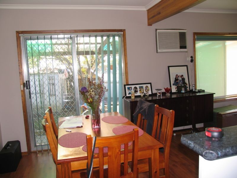 10 Fleming Drive, Corowa NSW 2646