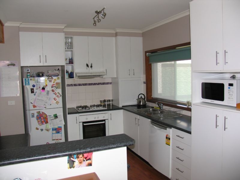10 Fleming Drive, Corowa NSW 2646