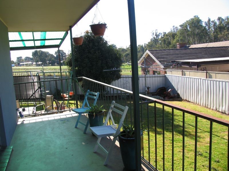 10 Fleming Drive, Corowa NSW 2646