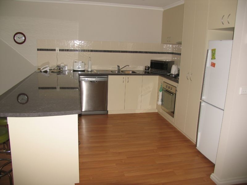 2/30 Edward Street, Corowa NSW 2646