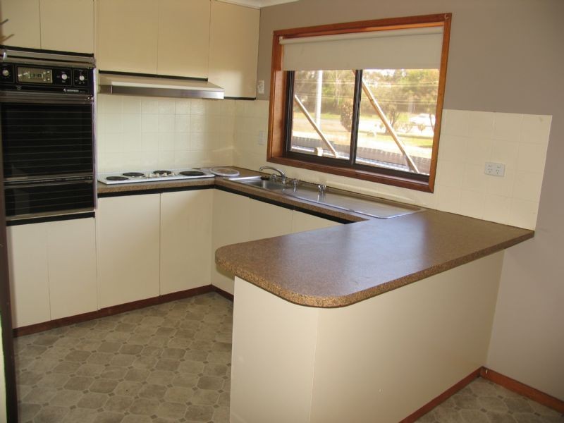 128 Redlands Road, Corowa NSW 2646