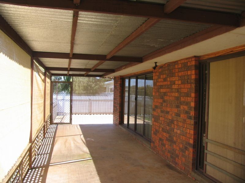 128 Redlands Road, Corowa NSW 2646